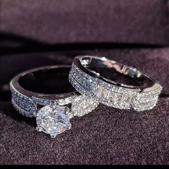 New Women’s 2 pc Set 925 Silver Diamond Ring 💍 - Picture 3 of 4